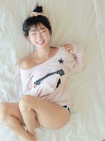 Full leaked Eunji pyoapple  page private onlyfans photo