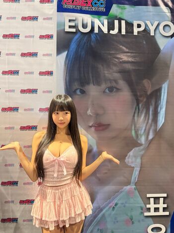 Full leaked Eunji pyoapple page private onlyfans photo