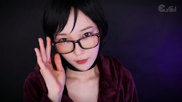 Full leaked Eunzel asmr private onlyfans photo