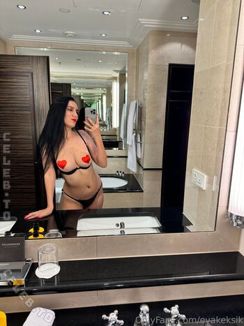 Full leaked Eva keksik private onlyfans photo