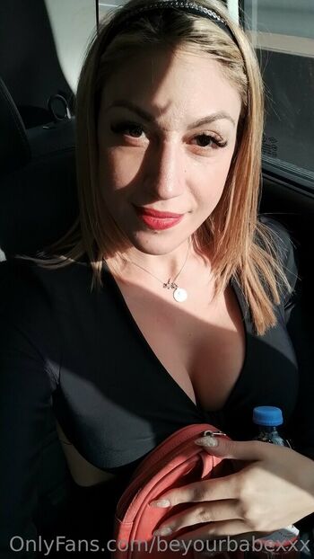 Full leaked Evacream private onlyfans photo