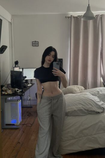 Full leaked Evalunna private onlyfans photo