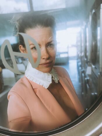 Full leaked Evangeline lilly page private onlyfans photo