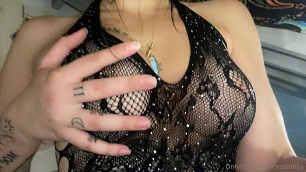 Full leaked Evasamey private onlyfans photo