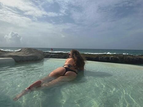 Full leaked Evasofiaa private onlyfans photo