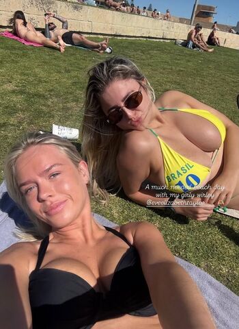 Full leaked Eveelizabethtaylor private onlyfans photo