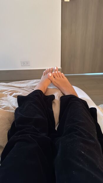 Full leaked Evelyn feett private onlyfans photo