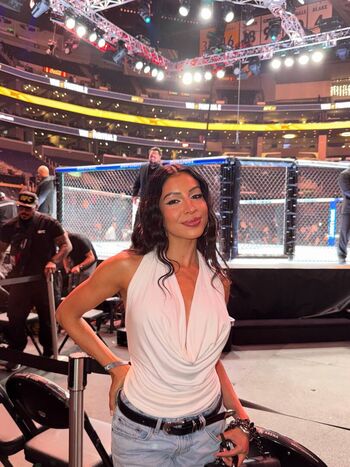 Full leaked Evelyn gonzalez private onlyfans photo