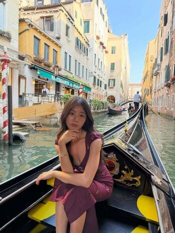 Full leaked Evelyn ha private onlyfans photo