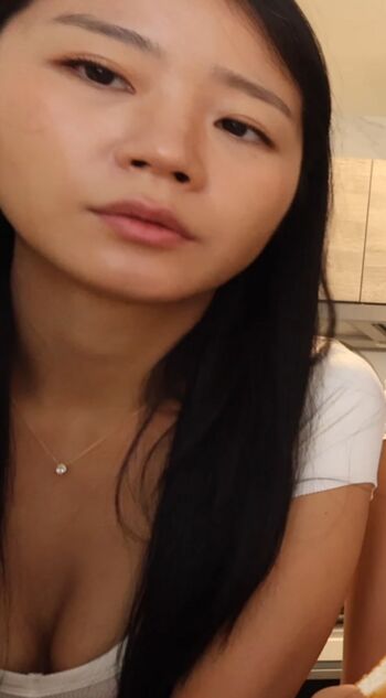Evelyn Ha