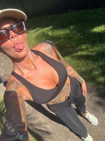 Full leaked Evelynuncovered private onlyfans photo