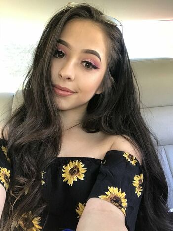 Full leaked Everythingveronica page private onlyfans photo