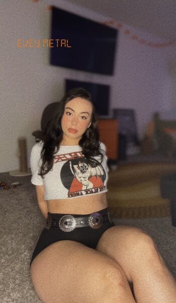 Full leaked Eveymetall private onlyfans photo