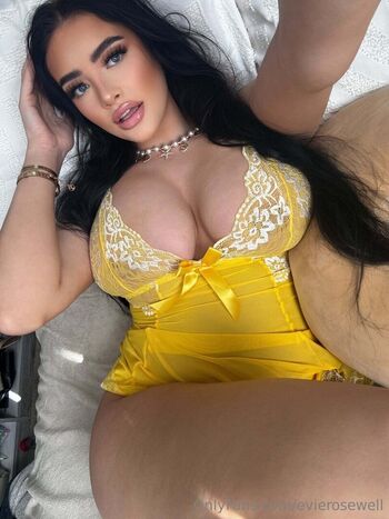 Full leaked Evierosewell private onlyfans photo