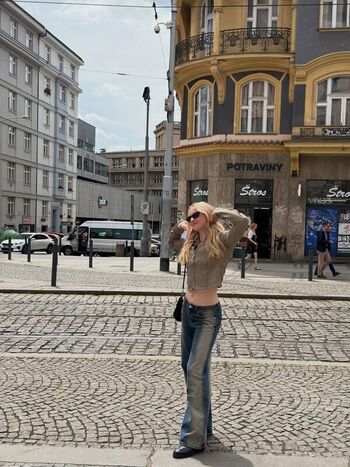 Full leaked Evy leibfarth private onlyfans photo