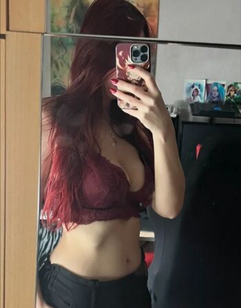 Full leaked Evyrosa private onlyfans photo