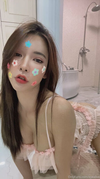 Full leaked Eyealive private onlyfans photo