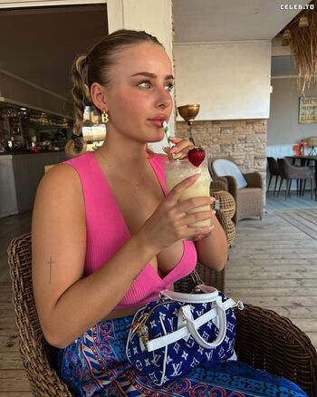 Full leaked Eyfreundin private onlyfans photo