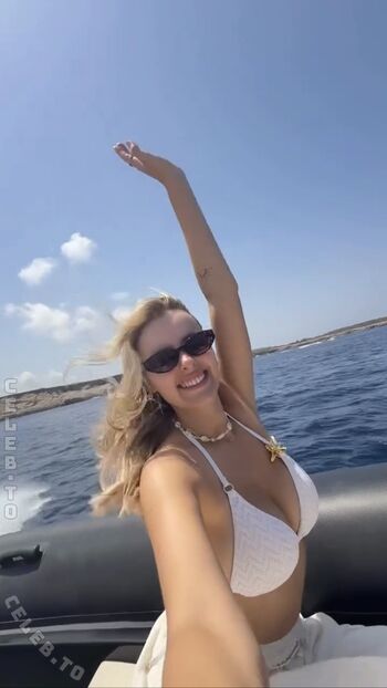 Full leaked Eyfreundin page private onlyfans photo