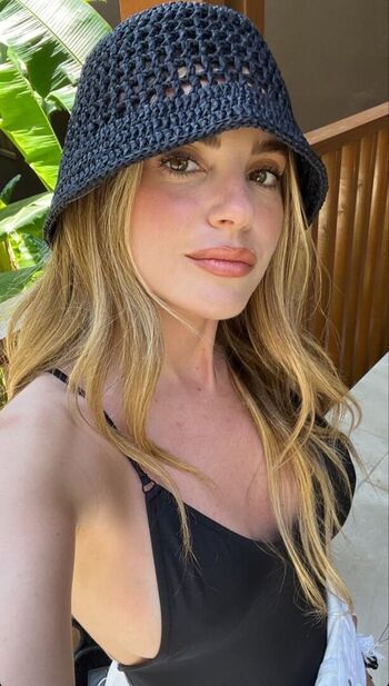 Full leaked Ezgi eyuboglu private onlyfans photo