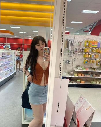 Full leaked Ezsy private onlyfans photo