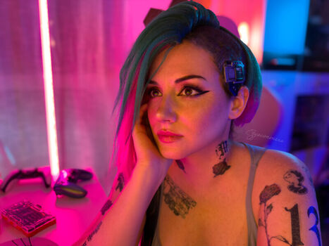 Ezy Summers Cosplay