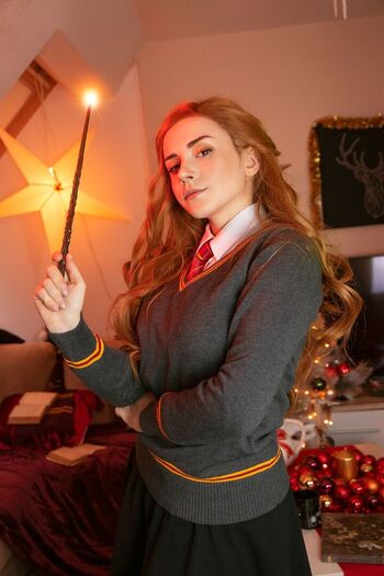 Full leaked Ezysummers cosplay private onlyfans photo