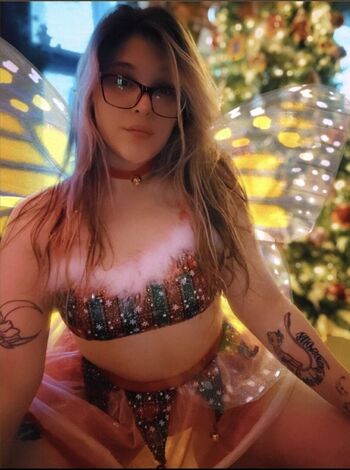 Full leaked Fairybuttmother private onlyfans photo