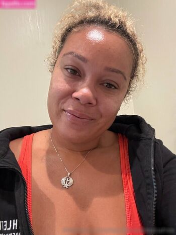 Full leaked Falyn fonoimoana private onlyfans photo