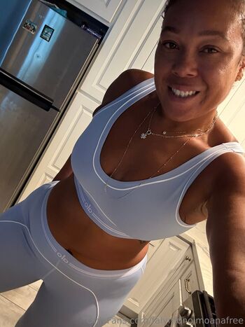 Full leaked Falynfonoimoanafree private onlyfans photo