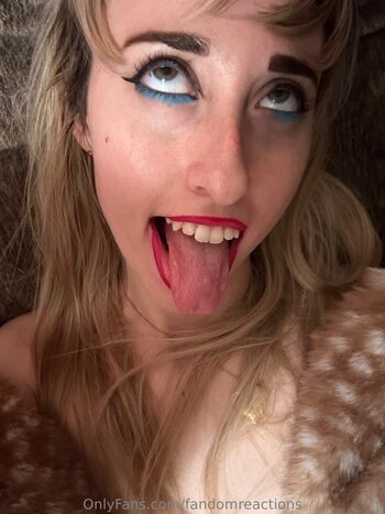 Full leaked Fandomreactions page private onlyfans photo