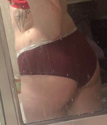 Full leaked Fandomreactions private onlyfans photo