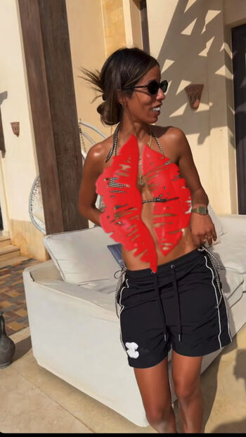 Full leaked Farah nitshaa private onlyfans photo