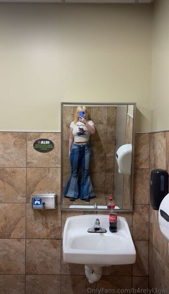 Full leaked Fatcoochiequeen private onlyfans photo