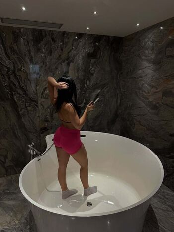 Full leaked Fatdemeyy private onlyfans photo