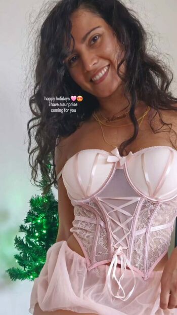 Full leaked Fatemegee private onlyfans photo