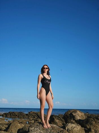 Full leaked Fatima kate bisan page private onlyfans photo