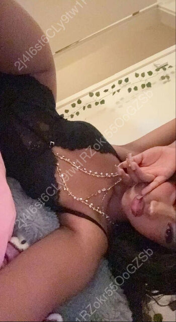 Full leaked Fatimavsb private onlyfans photo