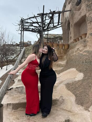 Full leaked Fatmaakonca private onlyfans photo