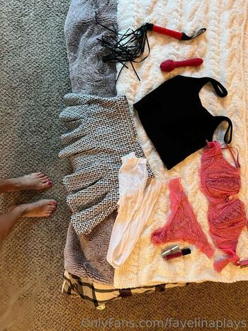 Full leaked Fayelina private onlyfans photo