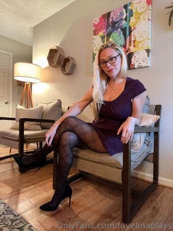 Full leaked Fayelina private onlyfans photo