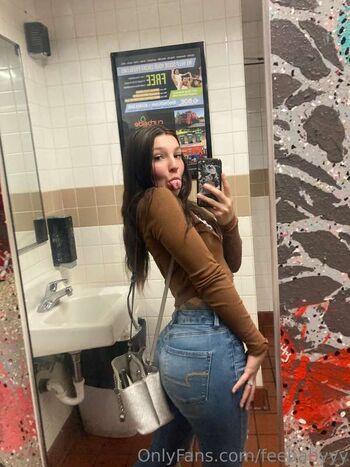 Full leaked Feebabyyy private onlyfans photo