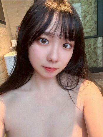 Full leaked Fei model food page private onlyfans photo