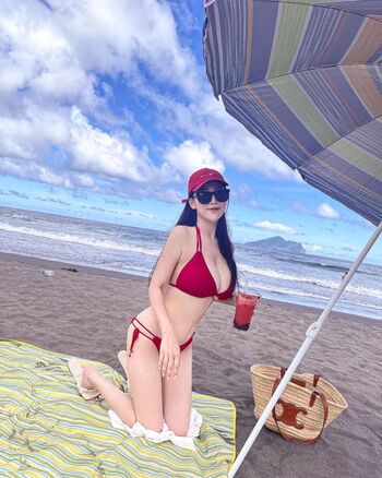 Full leaked Feifeihsieh page private onlyfans photo