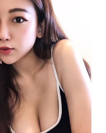 Full leaked Feifeihsieh page private onlyfans photo