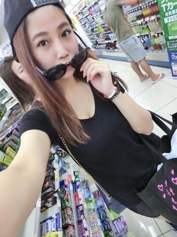 Full leaked Feifeihsieh page private onlyfans photo