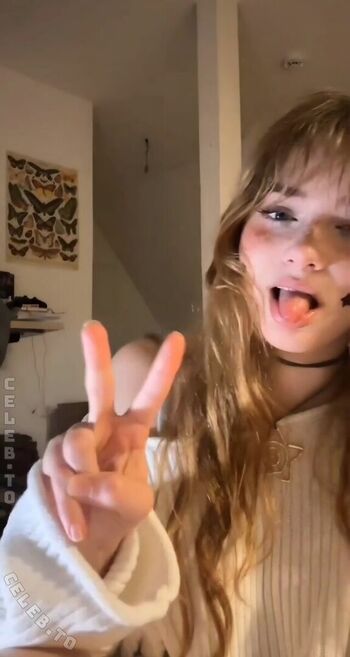 Full leaked Felinenyaa page private onlyfans photo