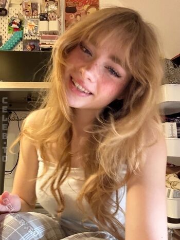 Full leaked Felinenyaa page private onlyfans photo