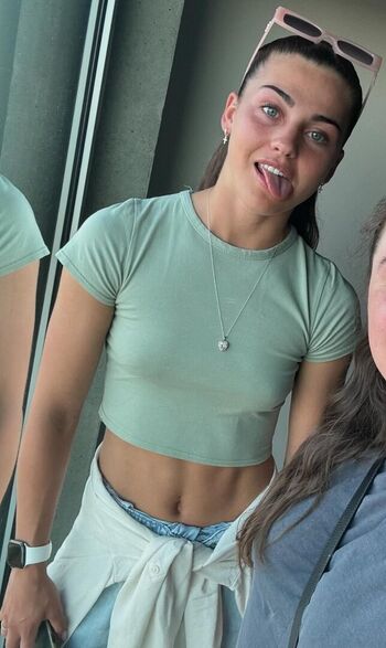 Full leaked Female football page private onlyfans photo