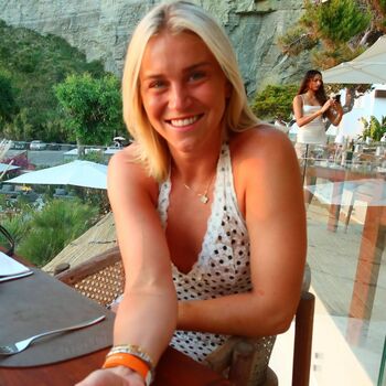 Full leaked Female football page private onlyfans photo